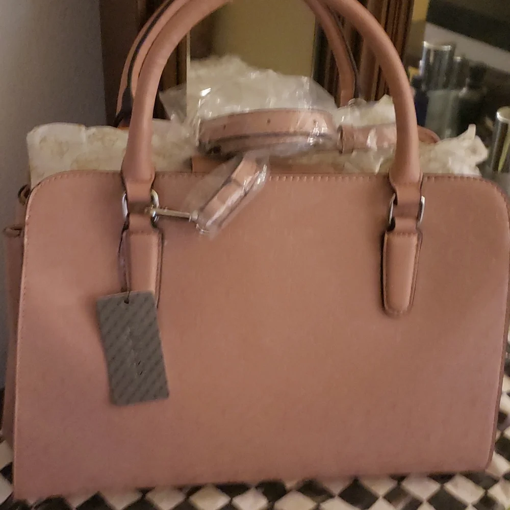 Brand new guess handbag - Picture 3 of 7